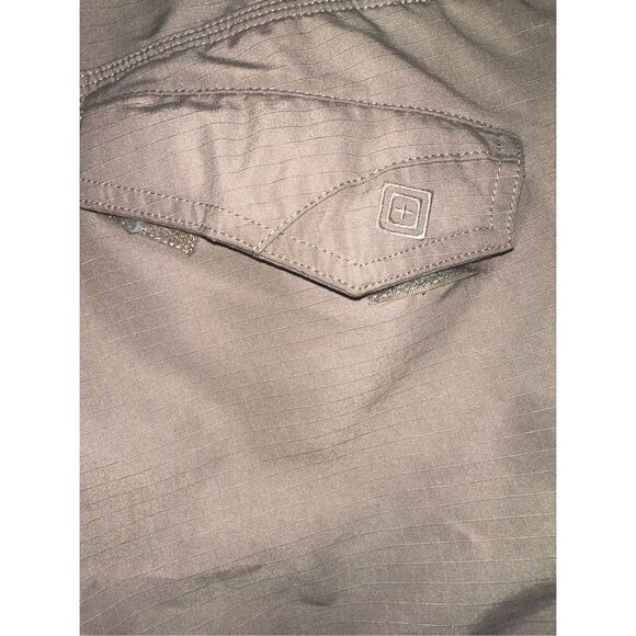 5.11 Tactical Meridian Pants Mens 40 x 32 Kangaroo Cargo Pockets High Performanc - Picture 6 of 7